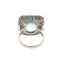 Bague Entourage en platine, émeraude et diamants - Castafiore