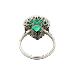 Bague Entourage en platine, émeraude et diamants - Castafiore