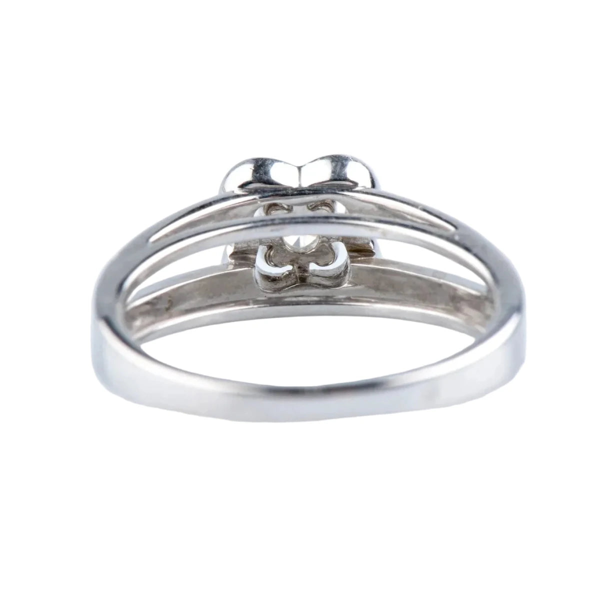 Bague Entourage MAUBOUSSIN "Moi aime toi" en or blanc et diamants - Castafiore