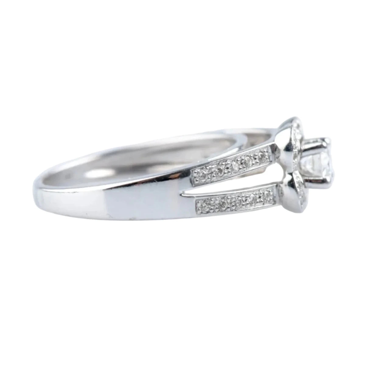 Bague Entourage MAUBOUSSIN "Moi aime toi" en or blanc et diamants - Castafiore