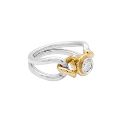 Bague FRED, deux tons d'or et diamant. - Castafiore