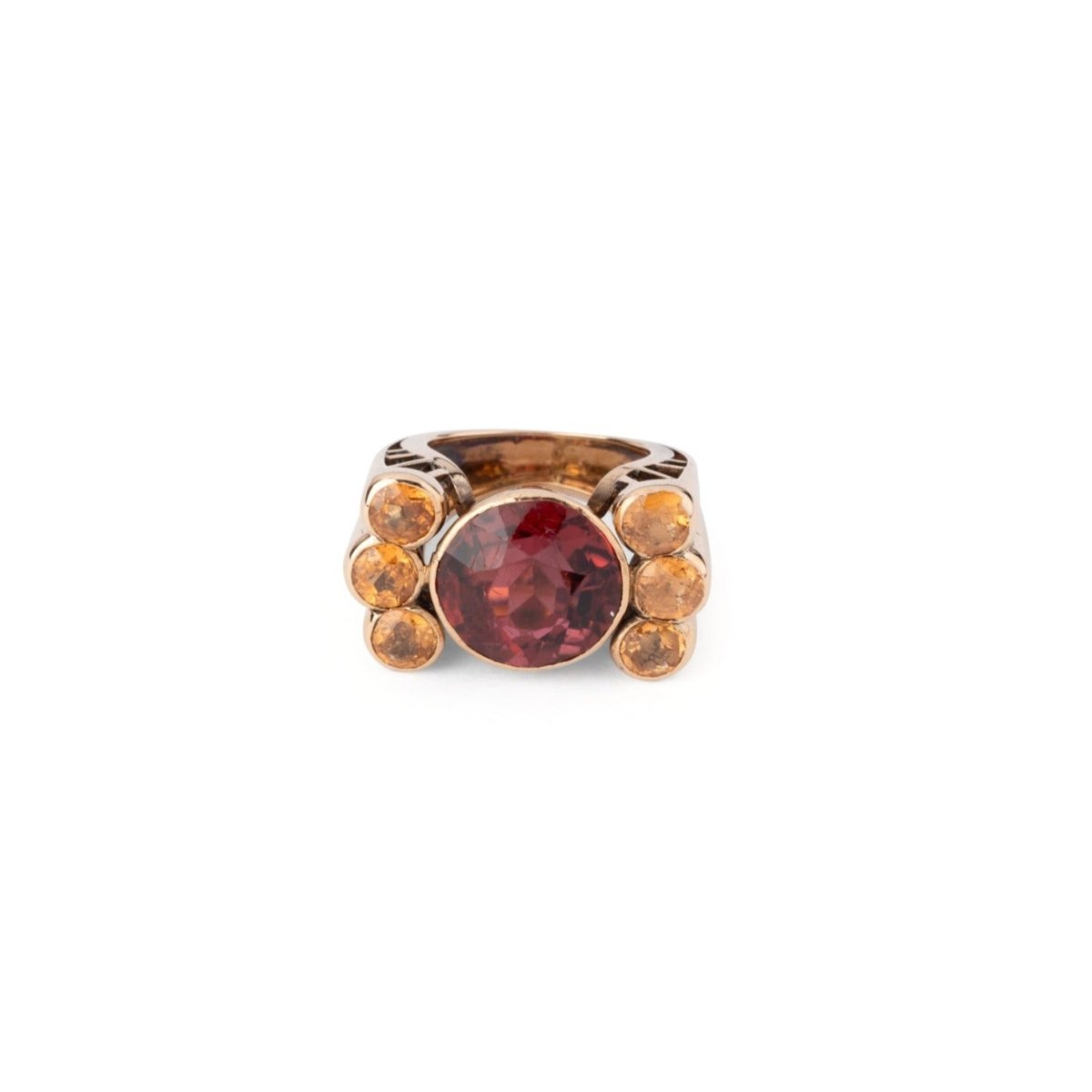 Bague "Giorgia" en or jaune, grenat et topazes - Castafiore