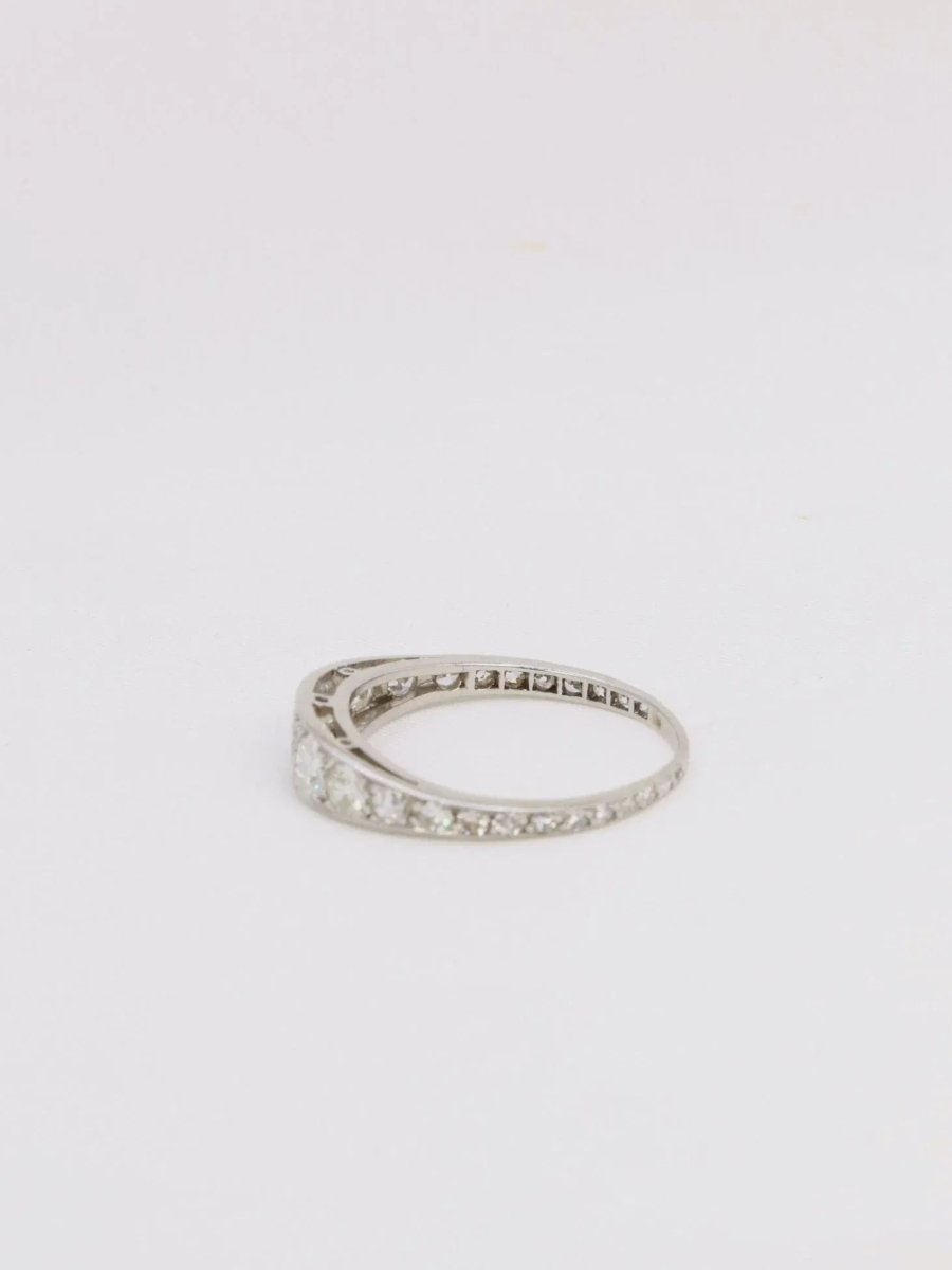 Bague jarretière ancienne platine diamants 1 ct - Castafiore