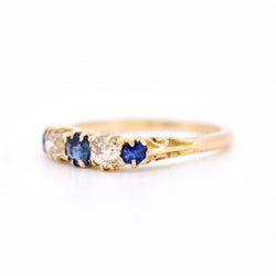 Bague Jarretière Belle Époque, Or 18 carats, Saphirs et Diamants Naturels - Castafiore