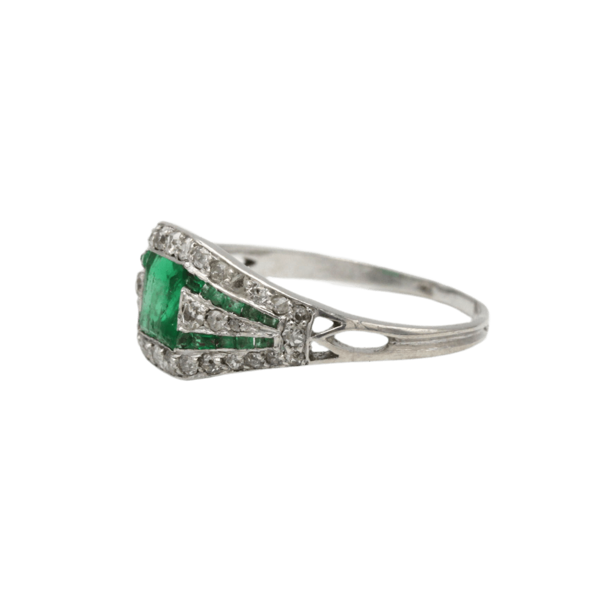 Bague Jarretière en platine, émeraudes et diamants - Castafiore