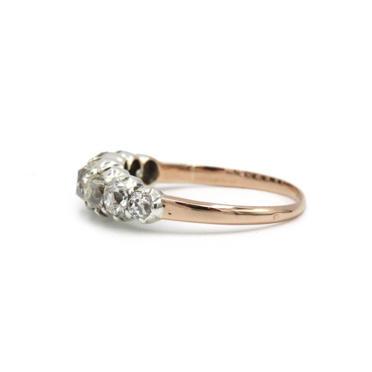 Bague jarretière XIXe siècle or jaune 750 diamants taille anciennes - Castafiore
