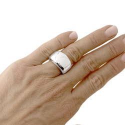 Bague Jonc CARTIER "Nouvelle Vague" en or blanc - Castafiore