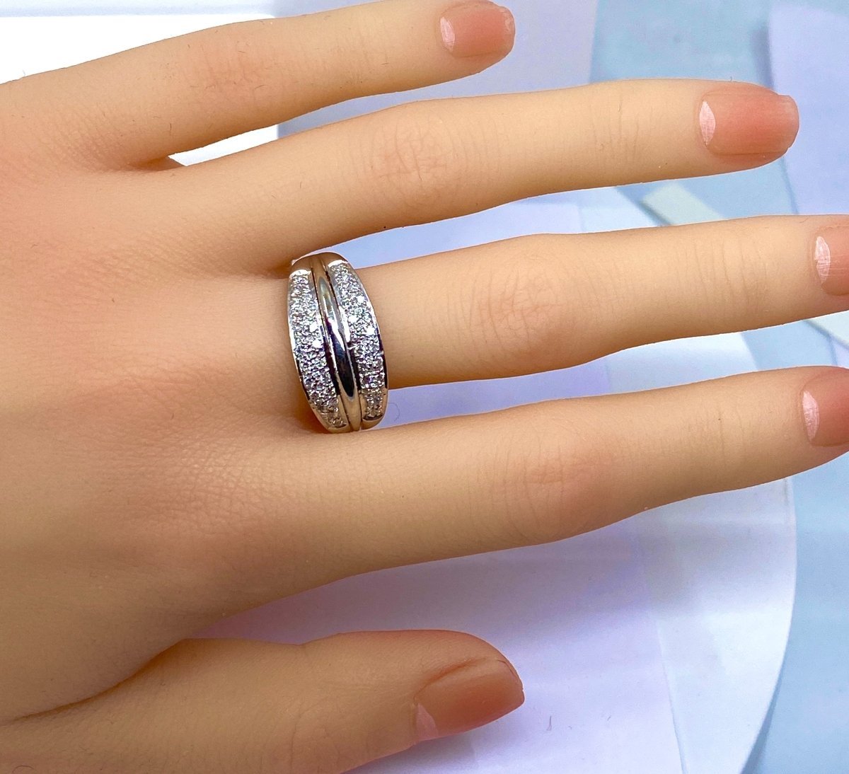Bague jonc en or et diamants - Castafiore