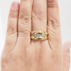 Bague jonc en or jaune et diamants - Castafiore