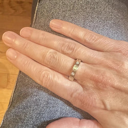 Bague Jonc GUCCI "Icon" en or blanc et diamants - Castafiore