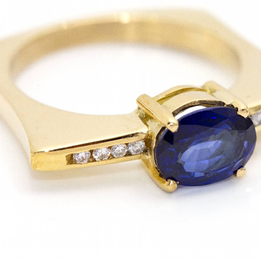 Bague KLASH en or, saphir et diamants - Castafiore