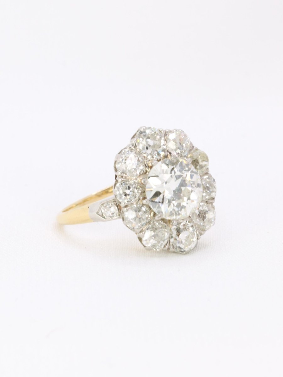 Bague marguerite ancienne diamants taille ancienne 3 carats - Castafiore