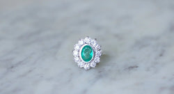 Bague marguerite Emeraude 1.60 Cts et diamants - Castafiore
