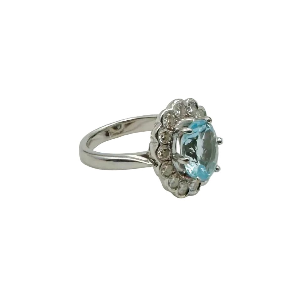 Bague Marguerite en or blanc, aigue - marine et diamants - Castafiore