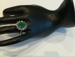Bague Marguerite en or blanc, émeraude et diamants - Castafiore