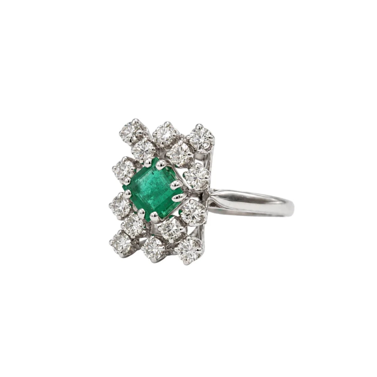 Bague Marguerite en or blanc, émeraude et diamants - Castafiore