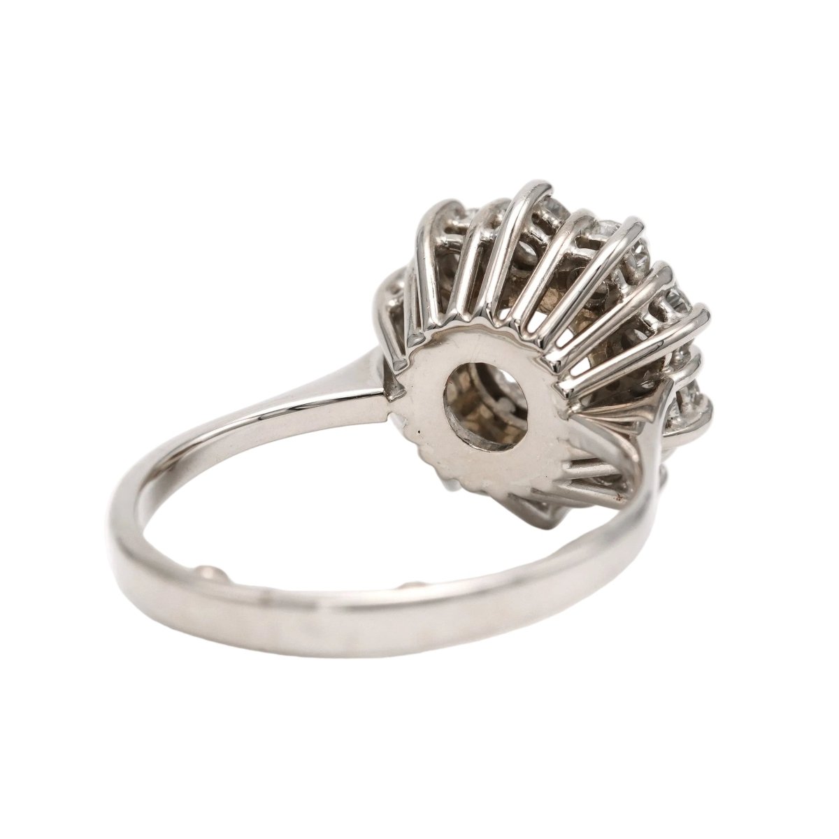 Bague Marguerite en or blanc et diamants - Castafiore