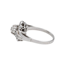 Bague Marguerite en or blanc, platine et diamants - Castafiore