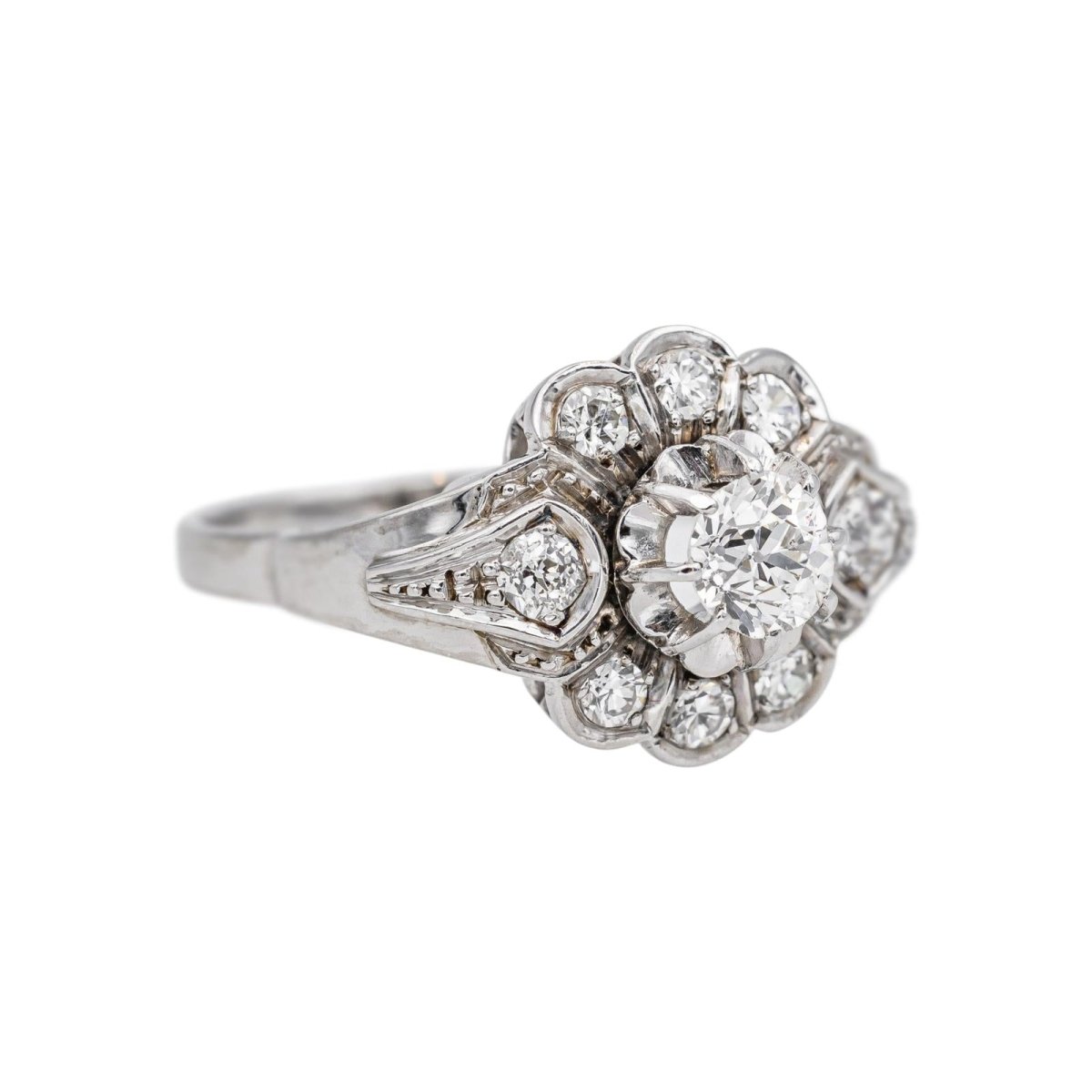 Bague Marguerite en or blanc, platine et diamants - Castafiore