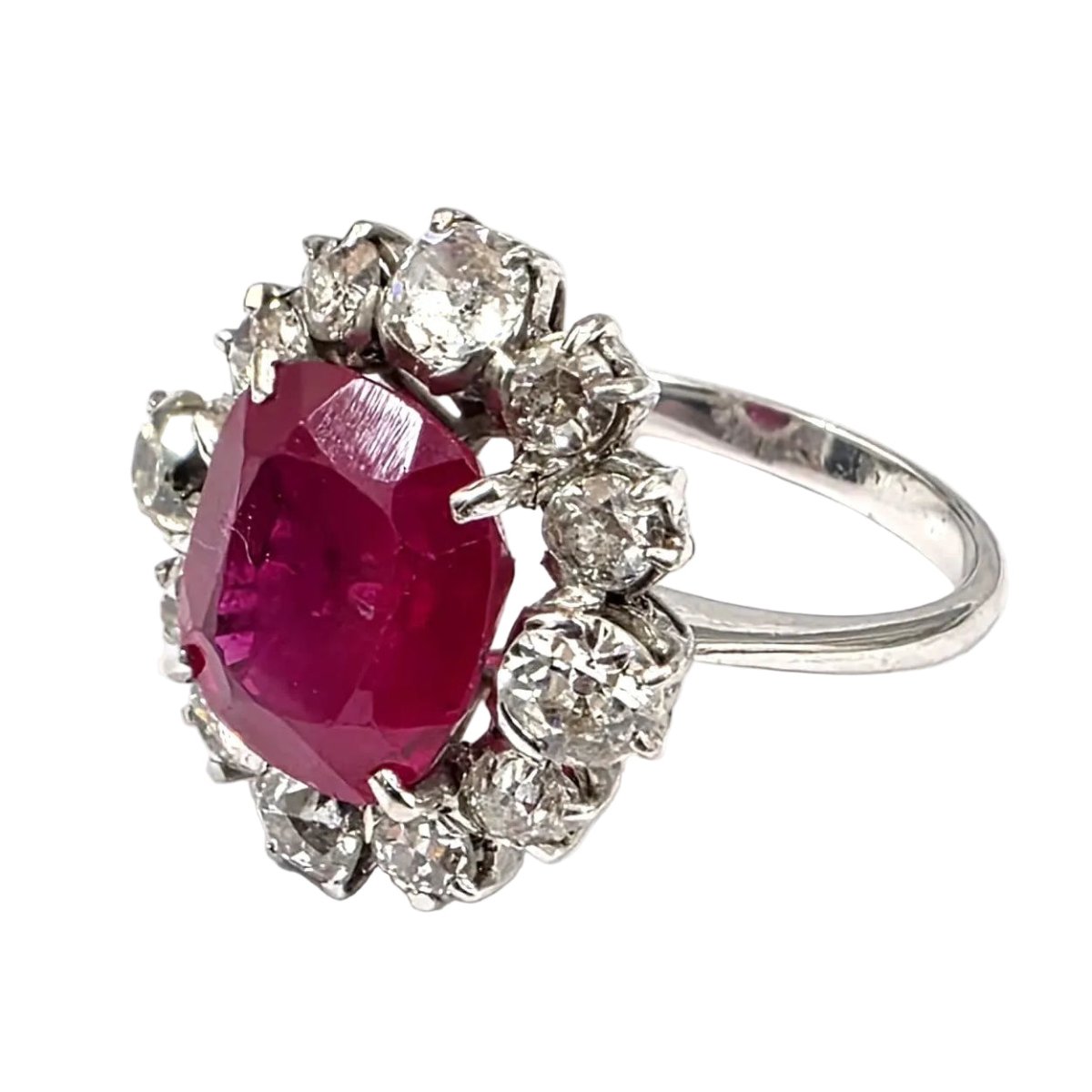 Bague Marguerite en or blanc, rubis et diamants - Castafiore