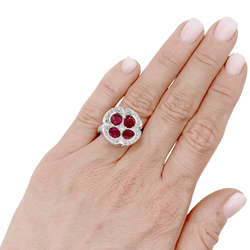 Bague Marguerite en or blanc, rubis et diamants - Castafiore
