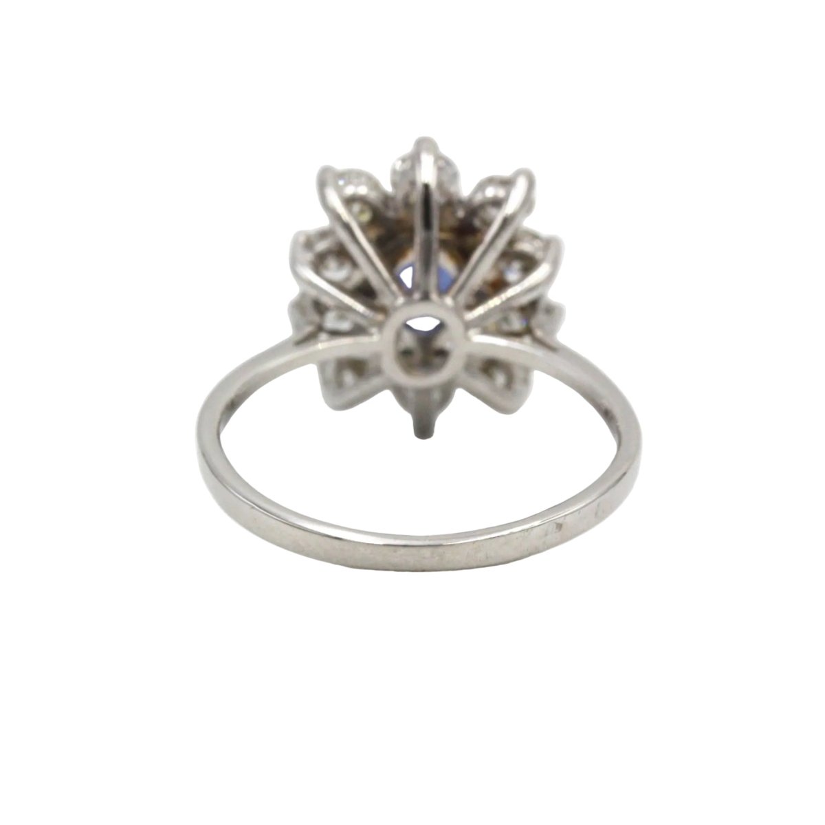 Bague Marguerite en or blanc, saphir et diamants - Castafiore