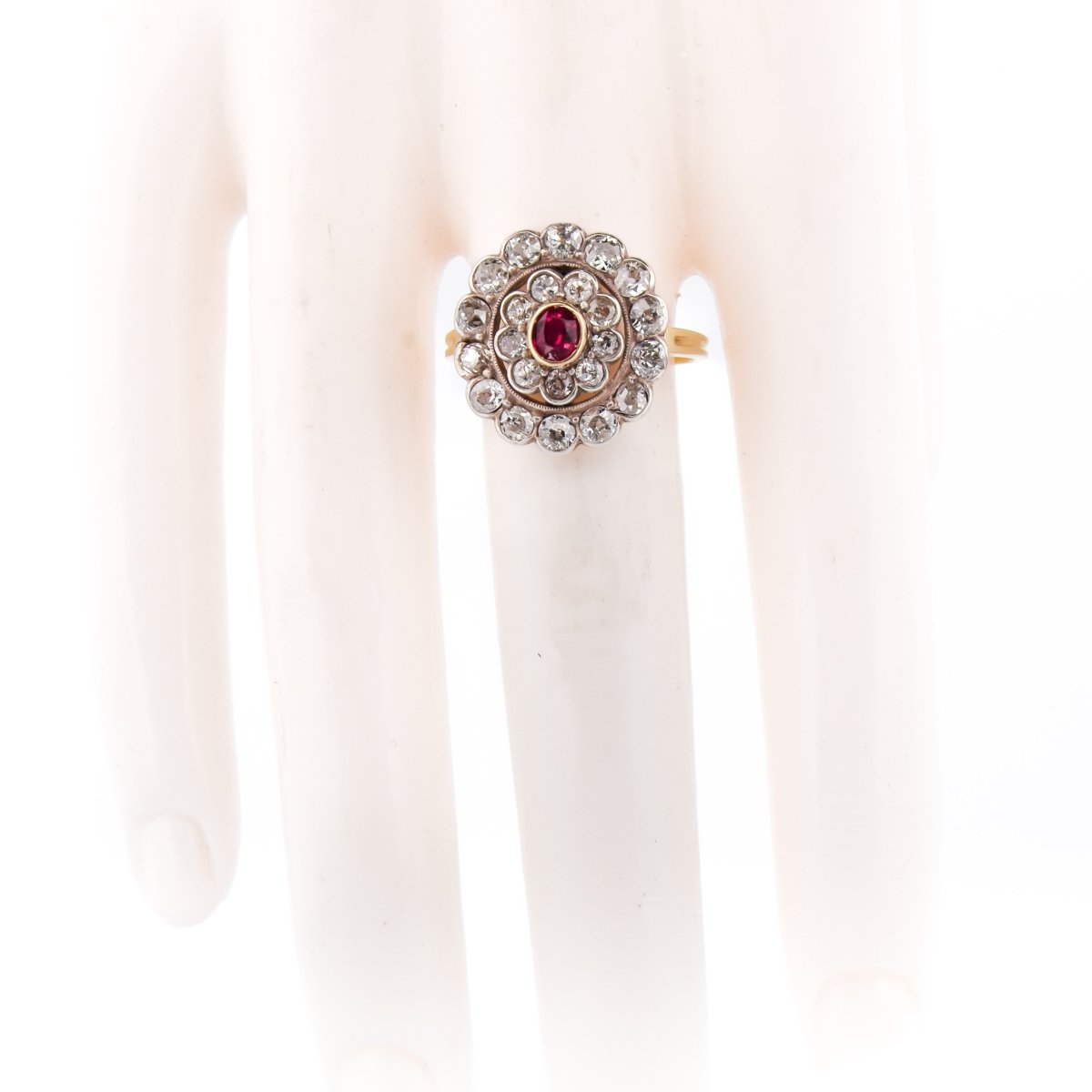Bague Marguerite en or jaune, argent, rubis et diamants - Castafiore