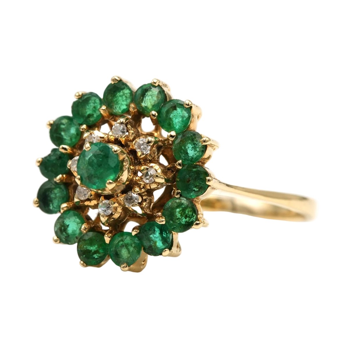 Bague Marguerite en or jaune, émeraudes et diamants - Castafiore