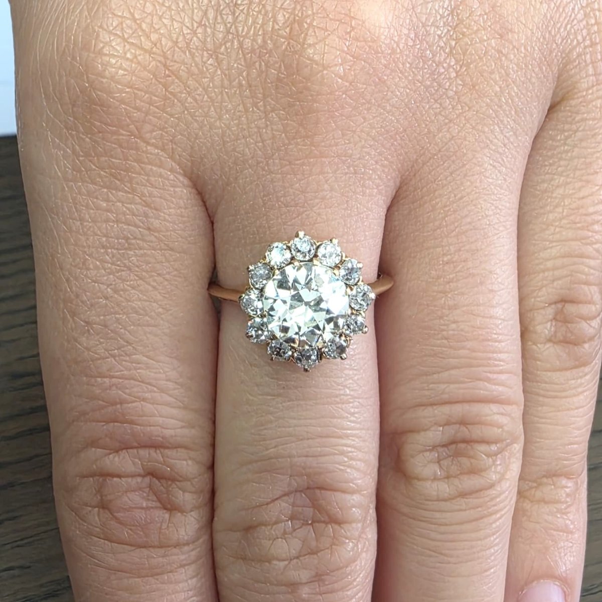 Bague Marguerite en or jaune et diamants - Castafiore