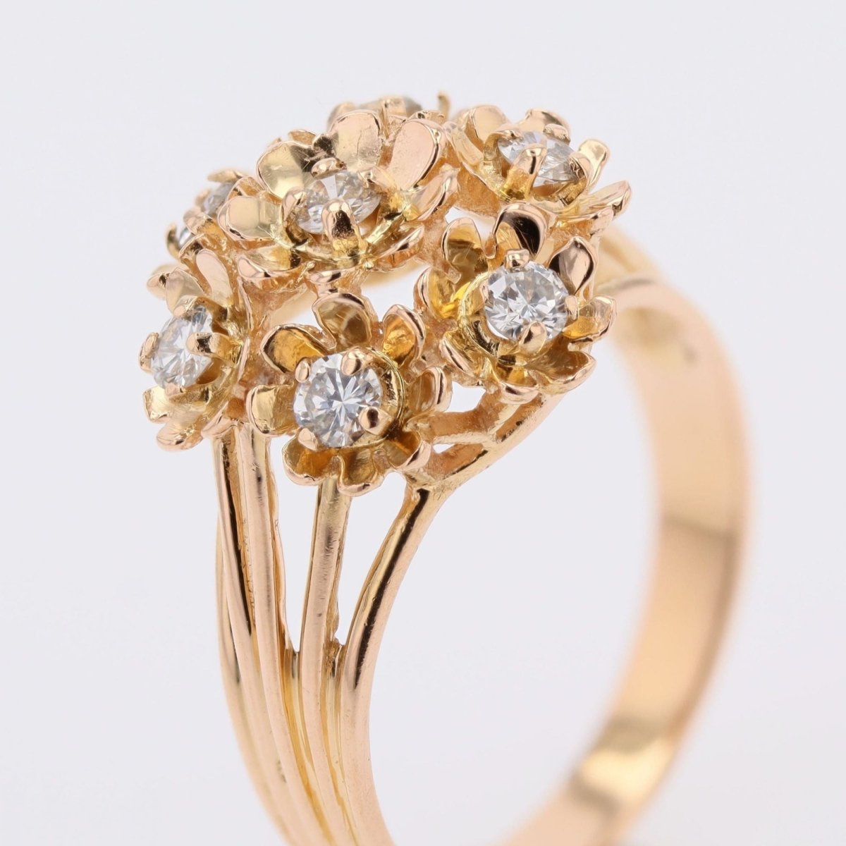 Bague Marguerite en or jaune et diamants - Castafiore