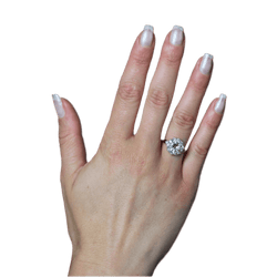 Bague Marguerite en or jaune, platine et diamants - Castafiore