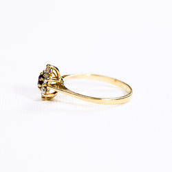 Bague Marguerite en or jaune, rubis, et diamants - Castafiore