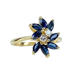 Bague Marguerite en or jaune, saphirs et diamants - Castafiore