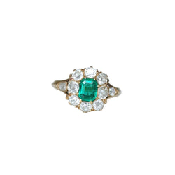 Bague Marguerite en or rose, émeraude, et diamants - Castafiore