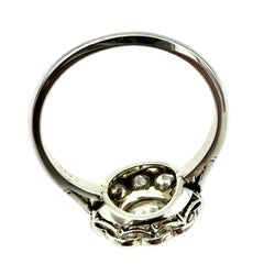 Bague Marguerite en platine et diamants - Castafiore