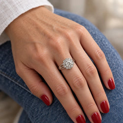 Bague Marguerite en platine et diamants - Castafiore