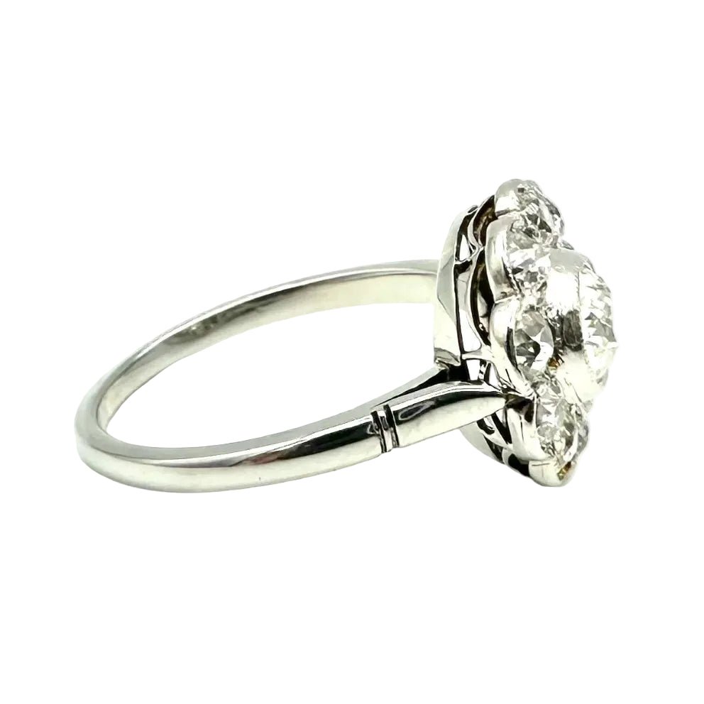 Bague Marguerite en platine et diamants - Castafiore