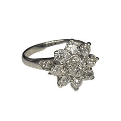 Bague Marguerite en platine et diamants - Castafiore