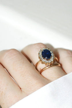 Bague Marguerite Saphir et Diamants sur Or jaune - Castafiore