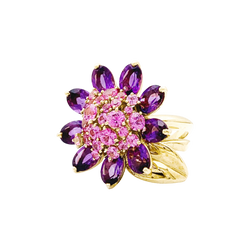 Bague Marguerite VAN CLEEF & ARPELS "Fleurs d'Hawaï" en or jaune , saphirs et améthyste - Castafiore