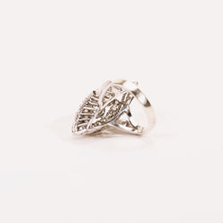 Bague Marquise diamants en or blanc et platine - Castafiore
