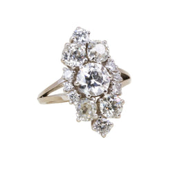 Bague Marquise en or blanc et diamants - Castafiore