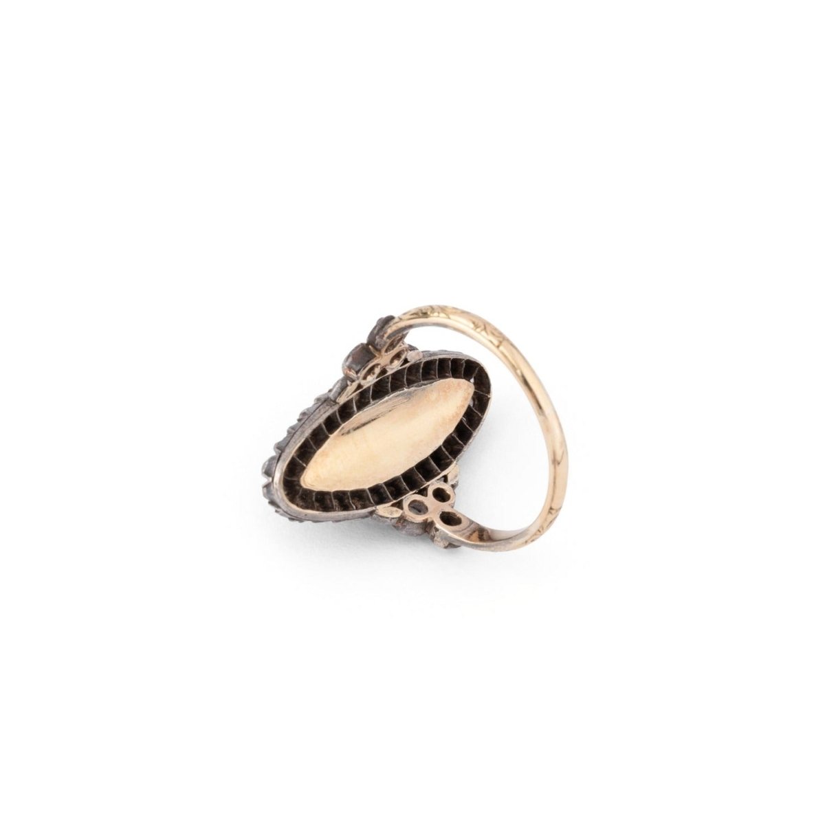 Bague Marquise en or et diamants - Castafiore