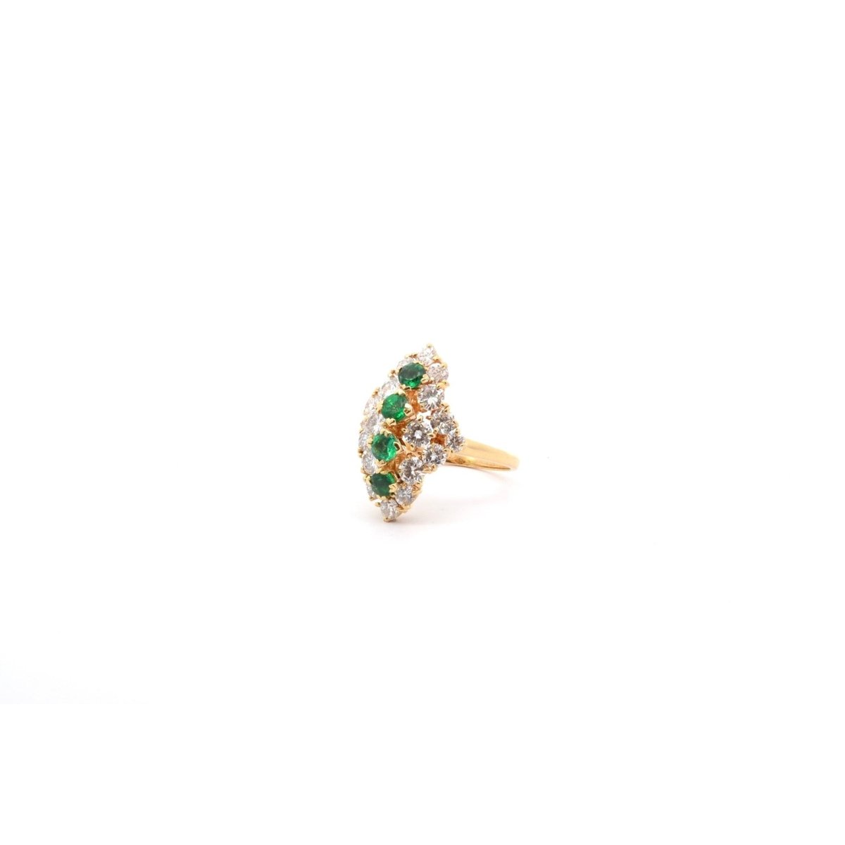 Bague Marquise en or jaune, émeraudes et diamants - Castafiore