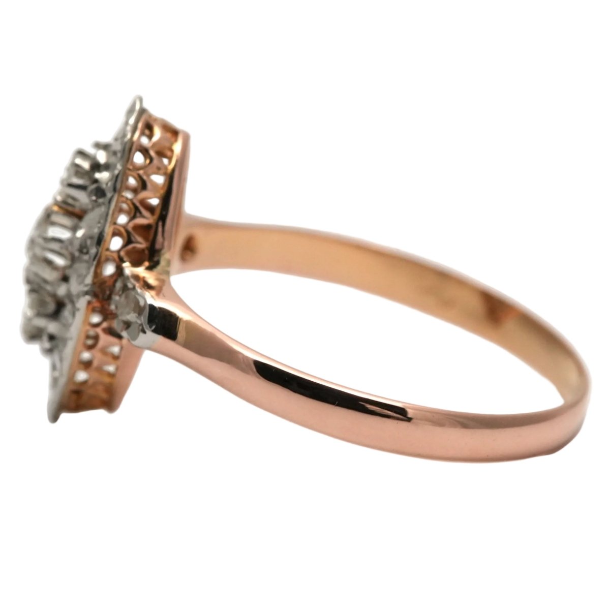 Bague Marquise en or jaune et diamants - Castafiore