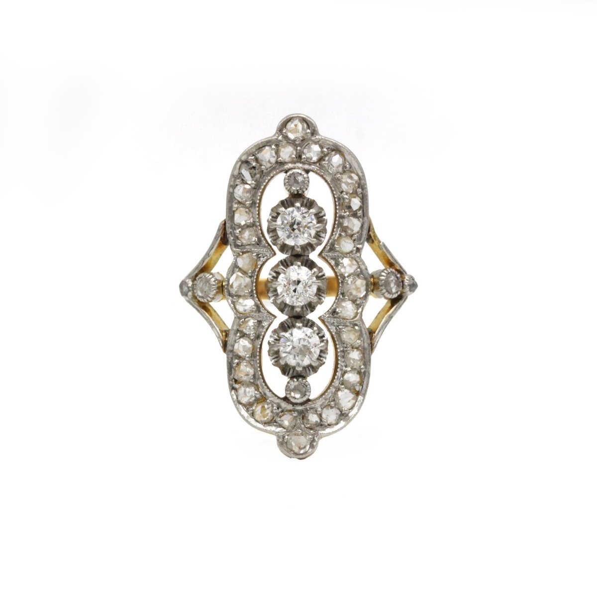 Bague Marquise en or jaune, platine, et diamants - Castafiore