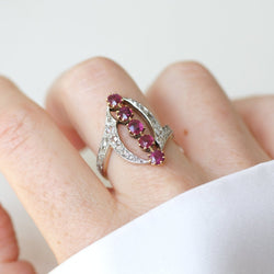 Bague Marquise en or jaune, platine, rubis et diamants - Castafiore
