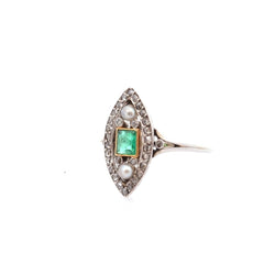 Bague Marquise en or, platine, émeraude, perles et diamants - Castafiore
