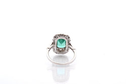 Bague marquise en platine, émeraude et diamants - Castafiore