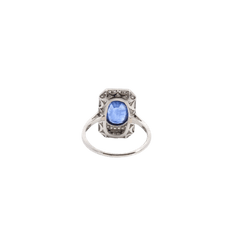 Bague Marquise en platine, saphir et diamants - Castafiore